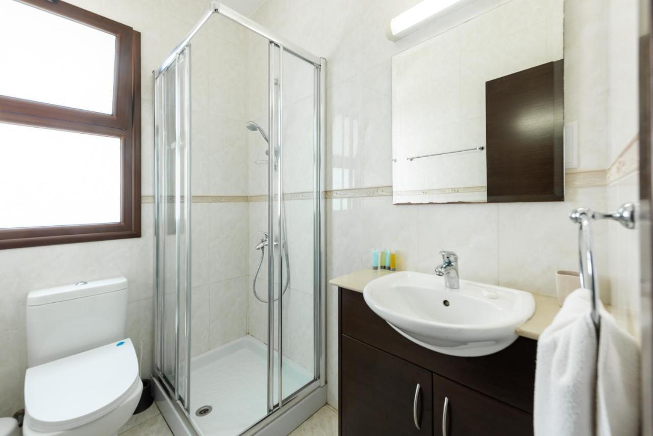 Sea Front Oceanus H3 By Ezoria Villas Αγία Νάπα Εξωτερικό φωτογραφία